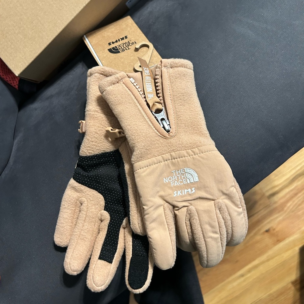 The North Face Tan Fleece Gloves